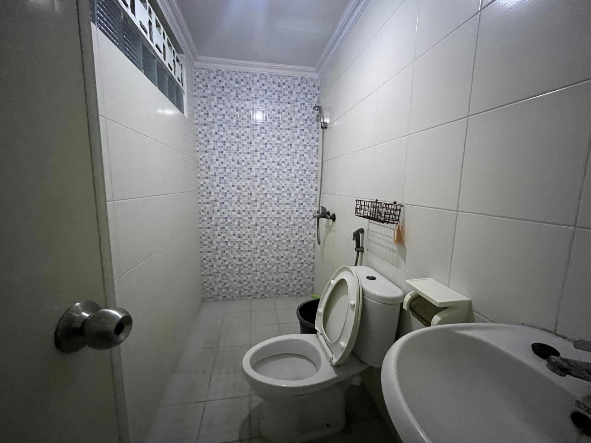 Spot On 94142 Al Fatih Residence Syariah 2 Jakarta Buitenkant foto