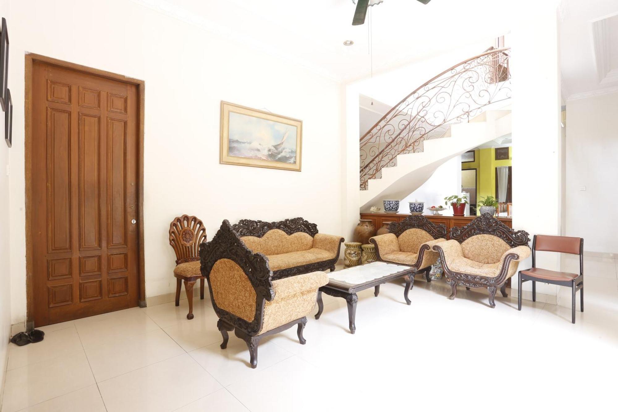 Spot On 94142 Al Fatih Residence Syariah 2 Jakarta Buitenkant foto