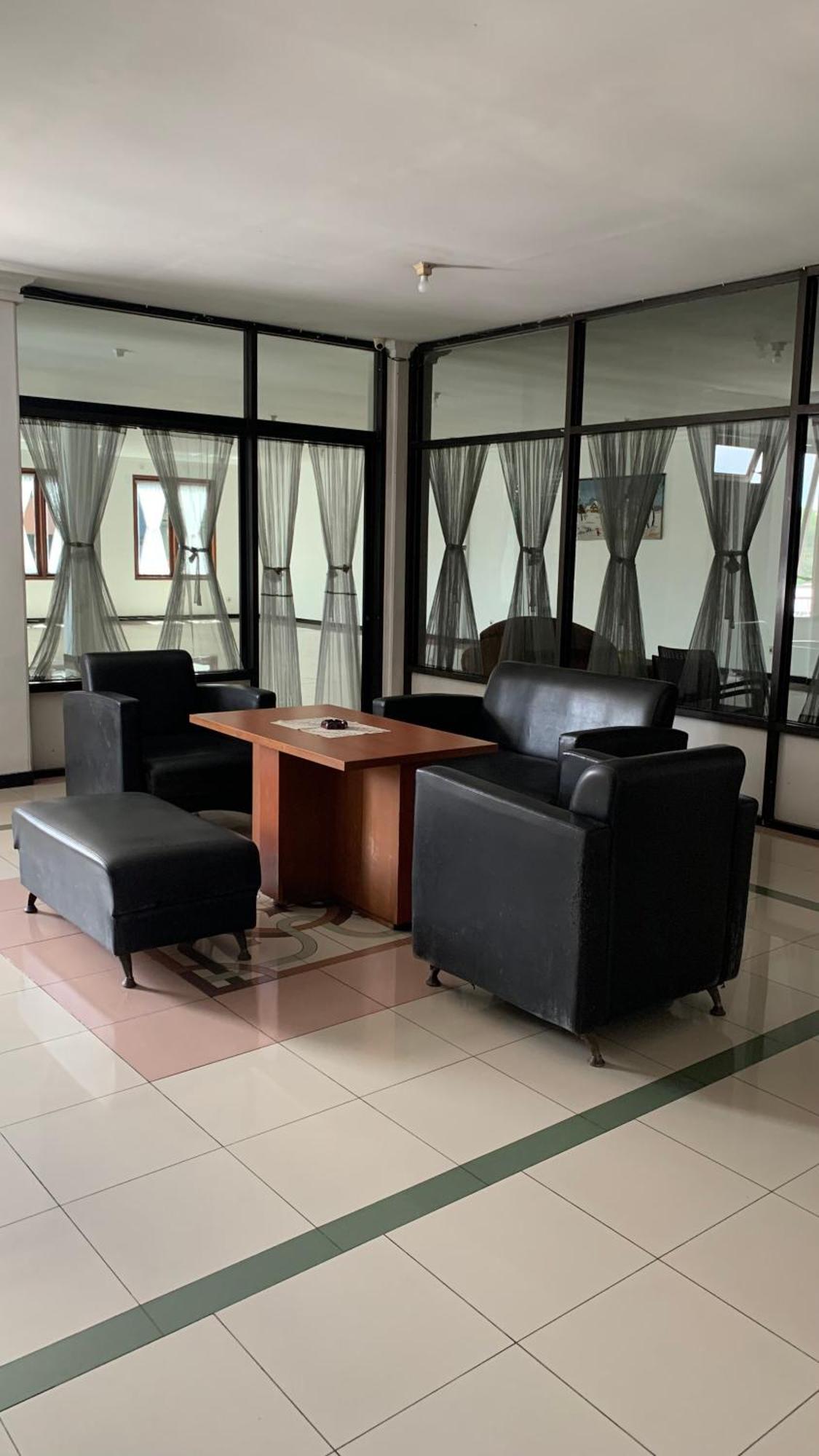Spot On 94142 Al Fatih Residence Syariah 2 Jakarta Buitenkant foto